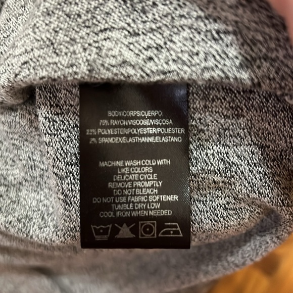 Marc NY Cardigan - Picture 5 of 5